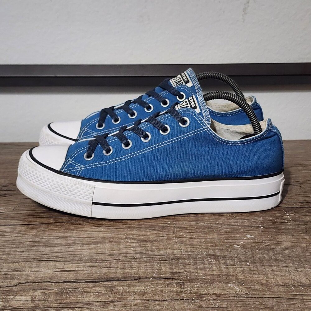 Converse Low Top Sneakers in Blue with White Sole